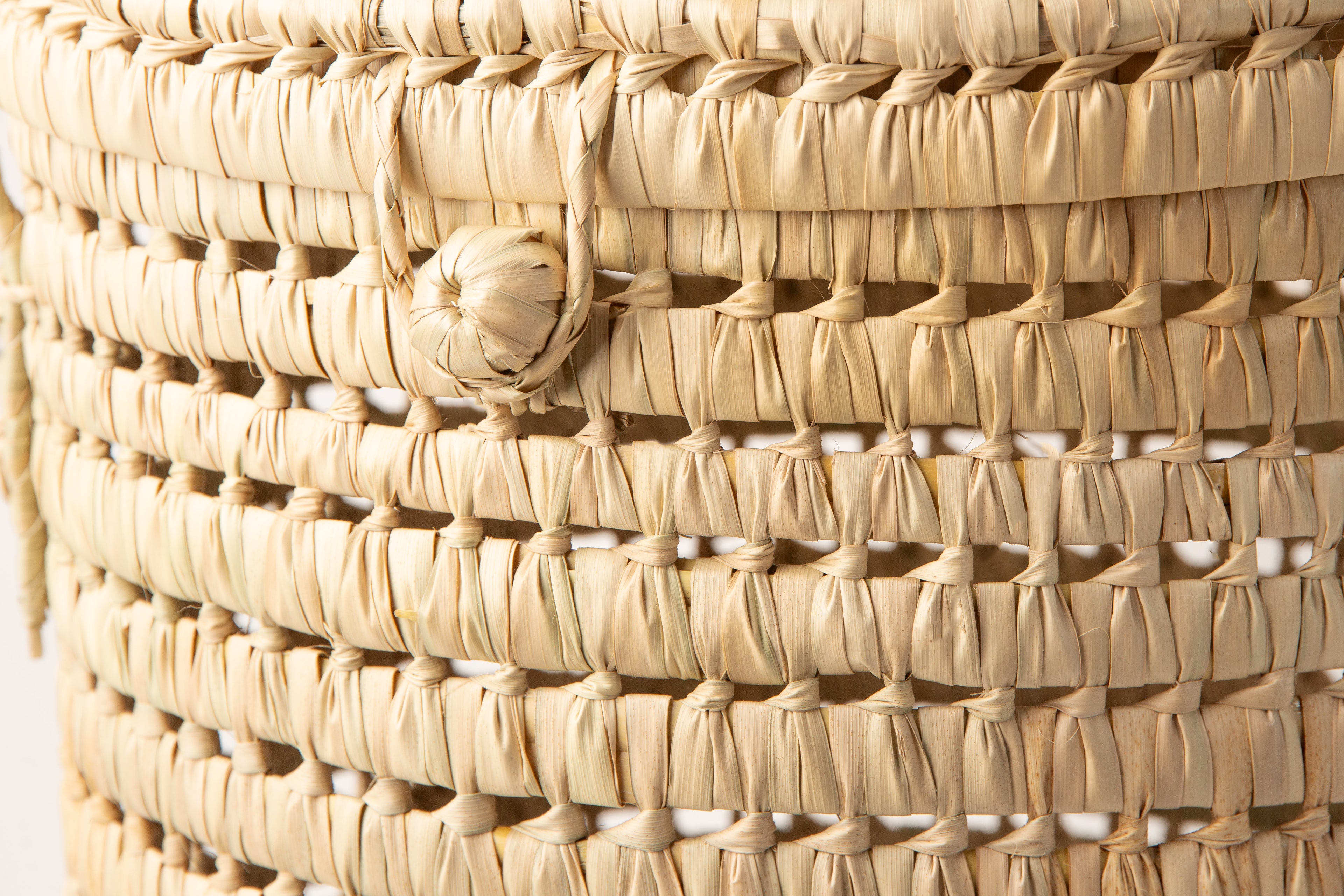 Cesto de colada con tapa