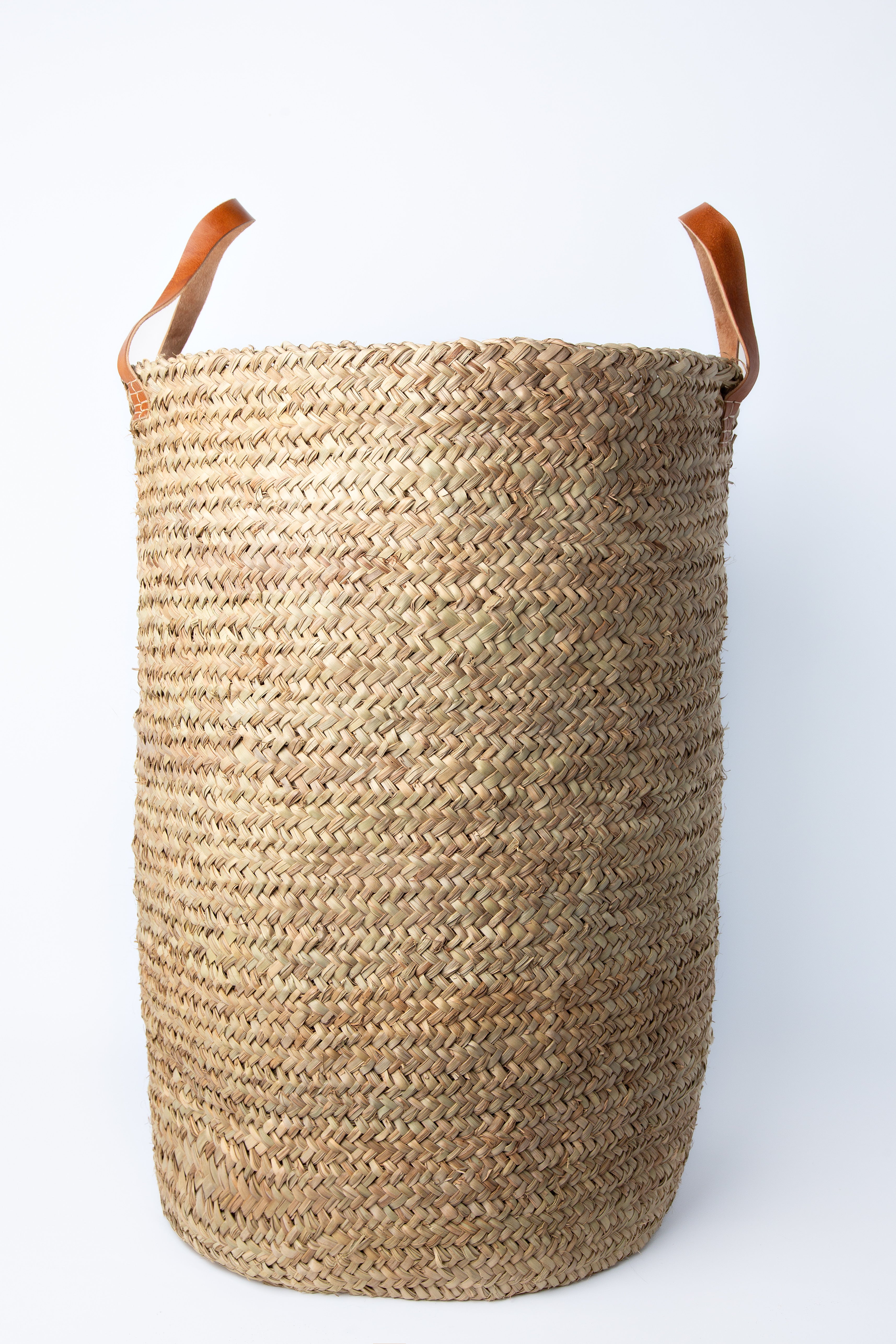 PROXIMAMENTE: Cesto colada con asas de cuero